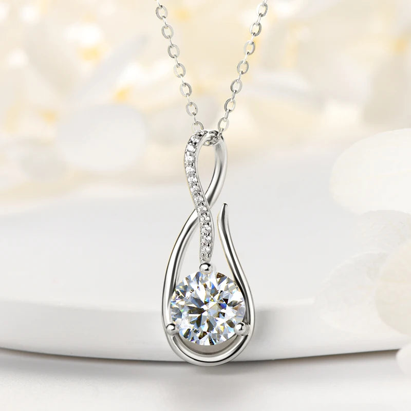 Drop of Elegance Necklace