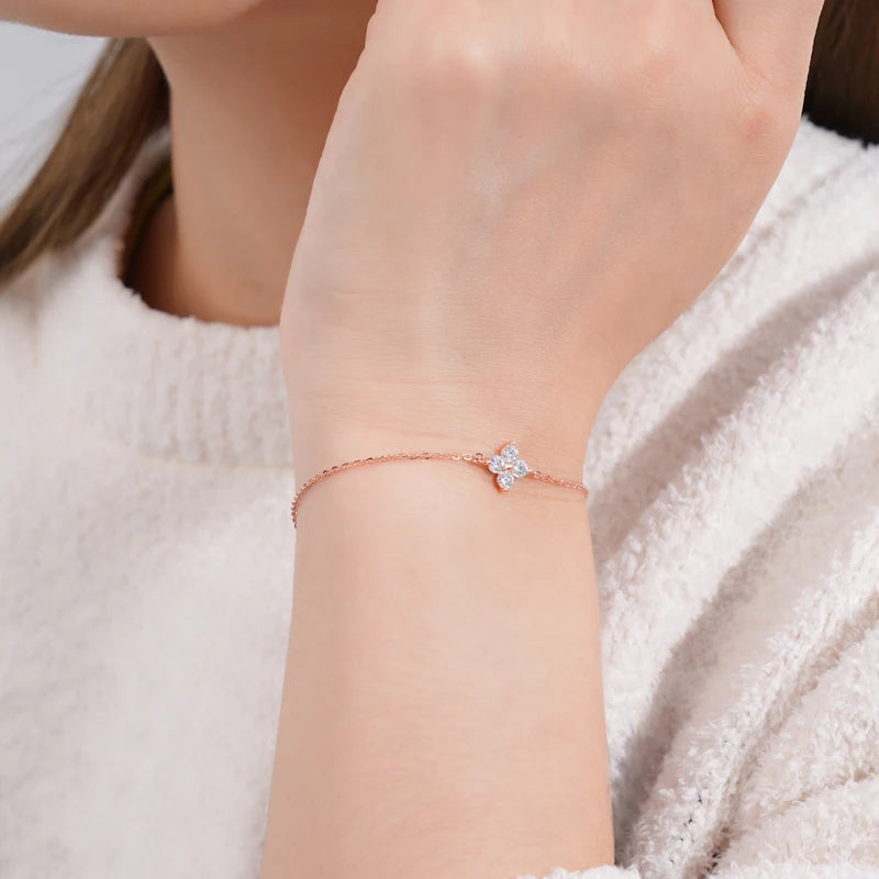 Dainty Four Leaf Bracelet