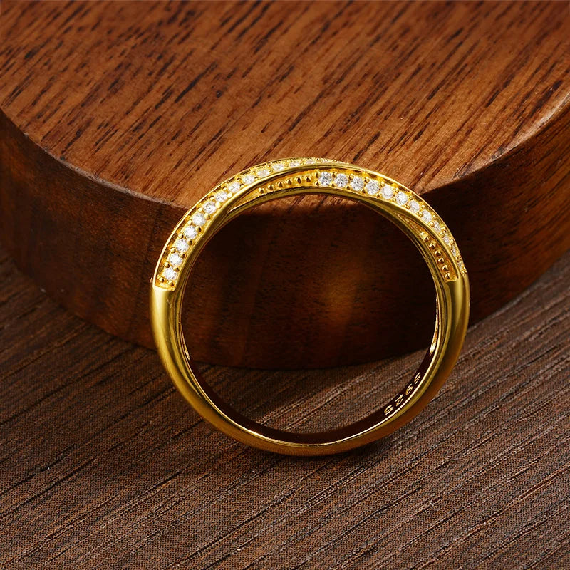 Half Twist Pavé Ring
